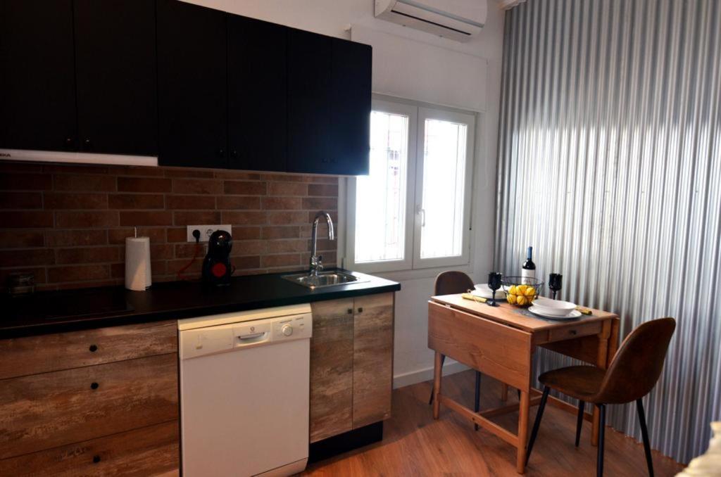 Luna'S Home. Precioso Loft En Бойюйос пар дел Кондадо Екстериор снимка